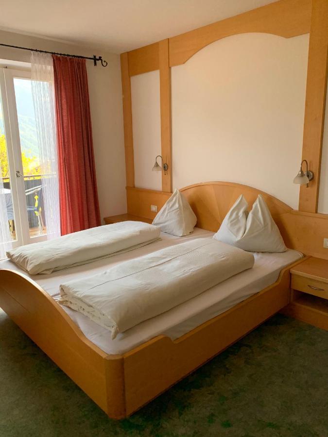 Garni Rika Bed & Breakfast Parcines Exterior photo